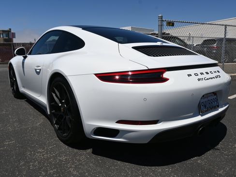 Used 2018 Porsche 911 GT3 RS image 20