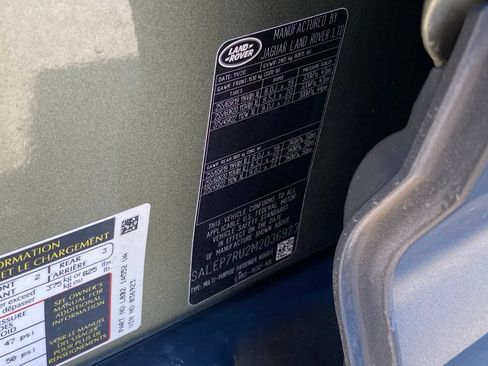 Used 2021 Land Rover Defender 110 SE AWD/4WD image 32