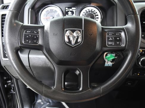 Used 2019 RAM 1500 Express w/ Express Value Package image 10