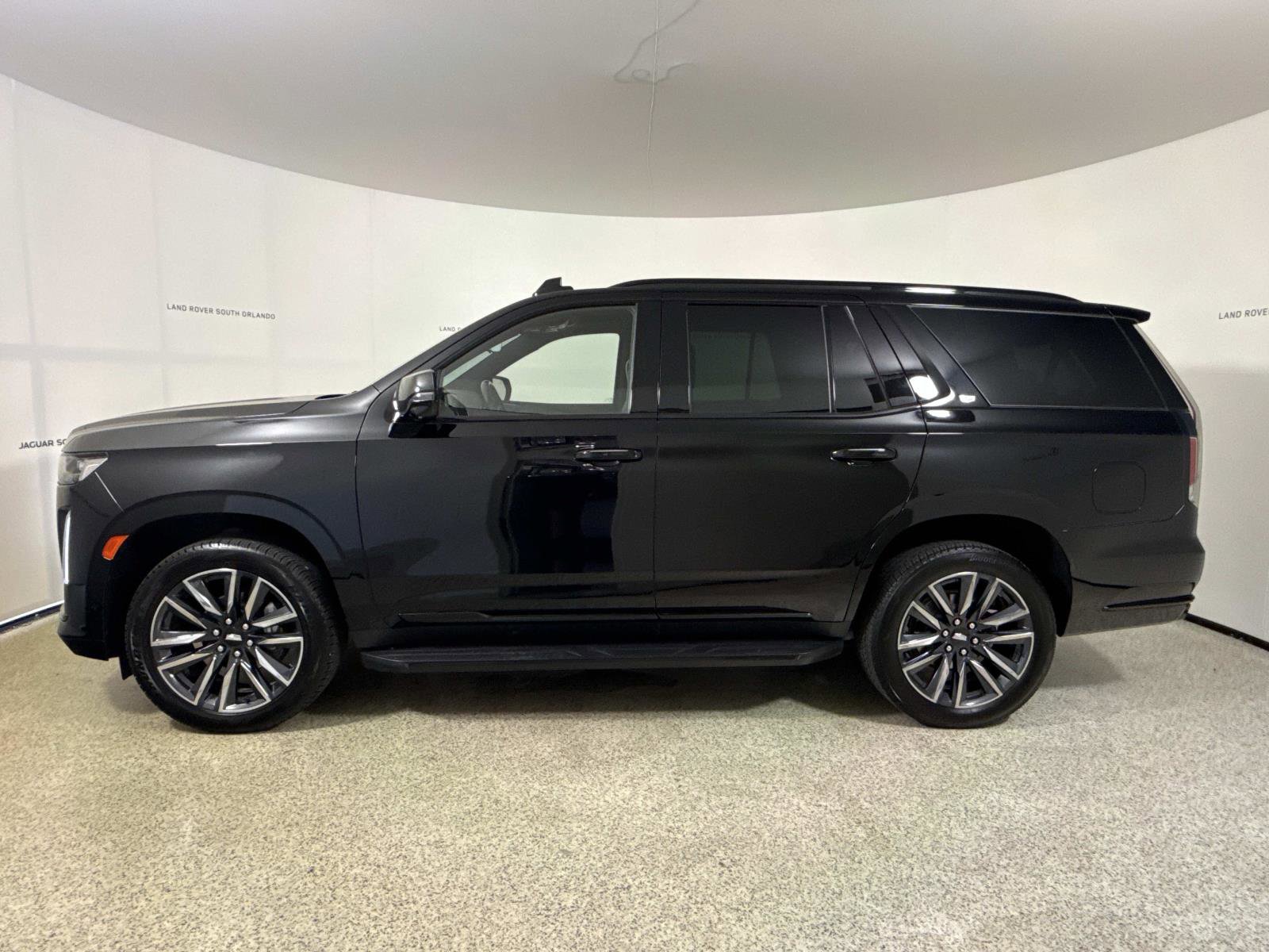 Used 2024 Cadillac Escalade Sport AWD/4WD image 2