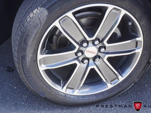 Used 2018 GMC Acadia Denali w/ Technology Package AWD/4WD image 15