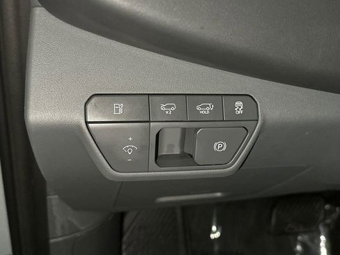 Certified 2024 Kia EV9 Light Long Range image 26