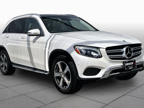 Certified 2017 Mercedes-Benz GLC 300 4MATIC image 3