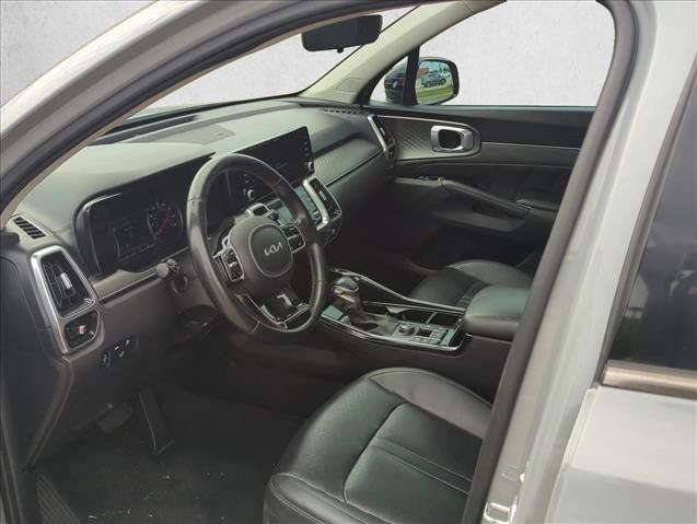Used 2022 Kia Sorento SX FWD image 11
