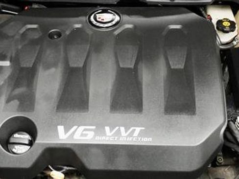 Used 2013 Cadillac XTS Premium image 33