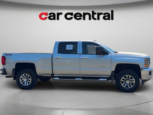 Used 2018 Chevrolet Silverado 2500 LT w/ All Star Edition AWD/4WD image 6