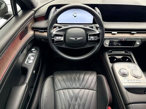 Used 2023 Genesis G90 3.5T AWD/4WD image 10