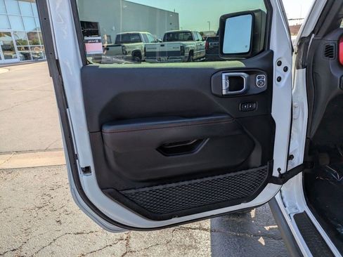 Used 2021 Jeep Wrangler Rubicon AWD/4WD image 11