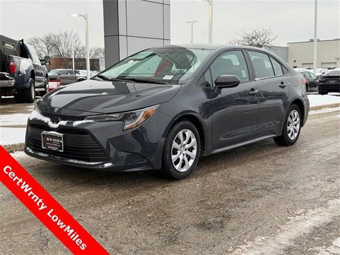 Used 2024 Toyota Corolla LE image 7