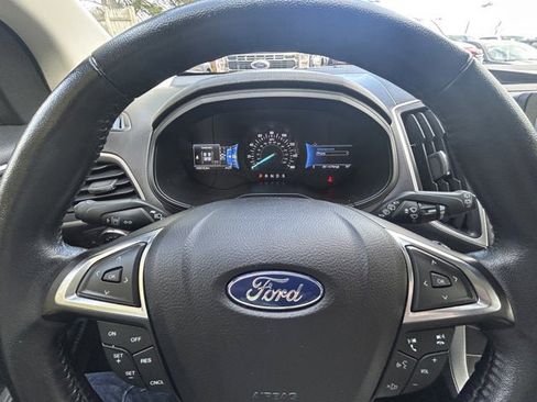 Used 2023 Ford Edge SEL image 15