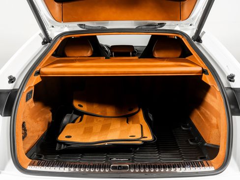 Used 2023 Lamborghini Urus S image 55