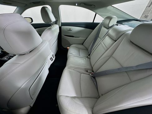 Used 2010 Lexus ES 350 FWD image 29