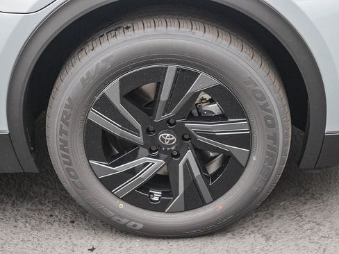 New 2026 Toyota C-HR AWD/4WD image 11