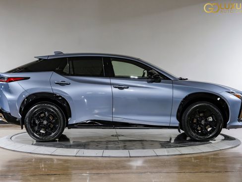 Used 2023 Lexus RZ 450e Premium image 9