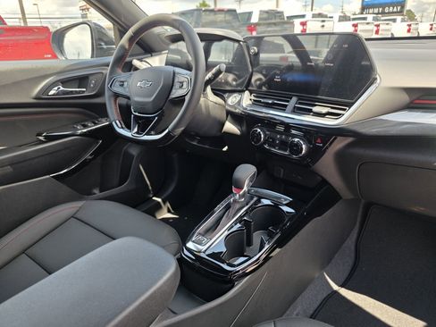 New 2026 Chevrolet Trax RS w/ Driver Confidence Package FWD image 17