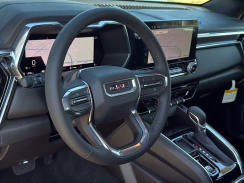 New 2026 GMC Canyon Elevation w/ Convenience Package RWD image 29
