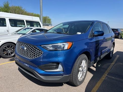 Used 2024 Ford Edge SEL AWD/4WD image 14