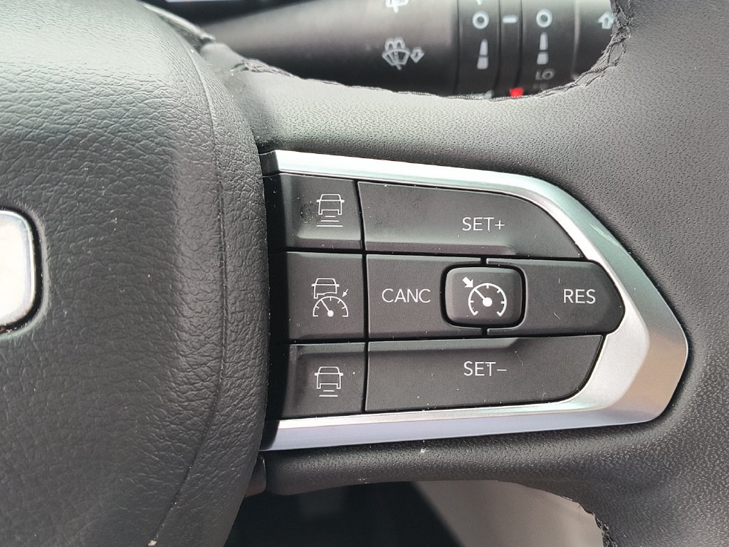 Used 2024 Jeep Compass Limited w/ Elite Group AWD/4WD image 20