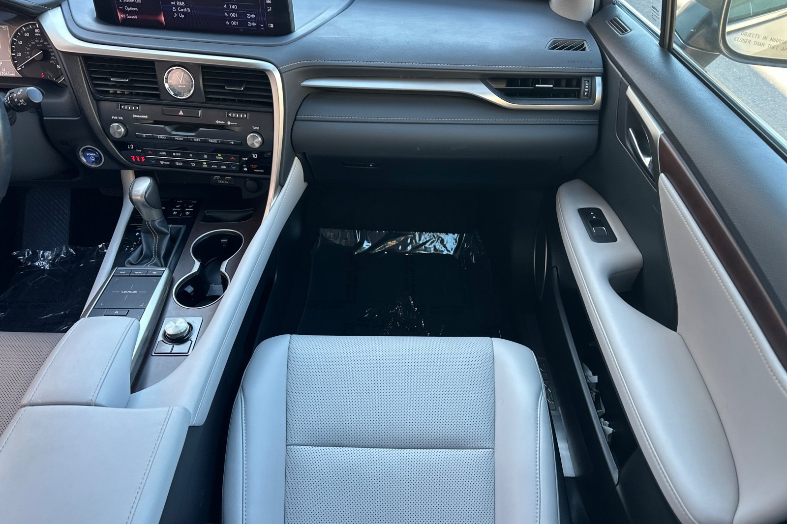 Used 2020 Lexus RX 450h AWD w/ Premium Package image 32