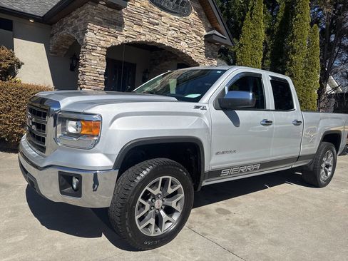 Used 2014 GMC Sierra 1500 SLE w/ SLE Value Package image 2