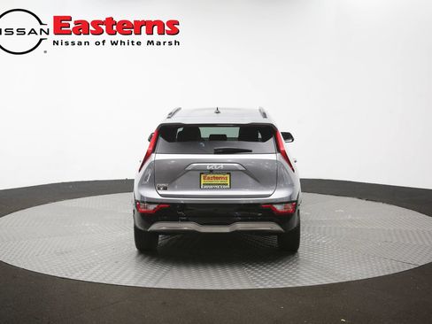 Used 2024 Kia Niro Wind w/ Wind Preserve Package FWD image 32