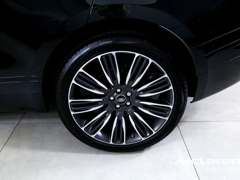 Used 2020 Land Rover Range Rover Velar R-Dynamic S AWD/4WD image 35