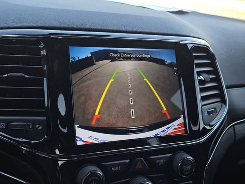 Used 2021 Jeep Grand Cherokee Limited w/ Quick Order Package 28K 80th image 19