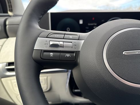 New 2026 Hyundai Tucson Limited image 18