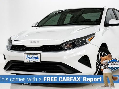 Certified 2023 Kia Forte LXS image 2
