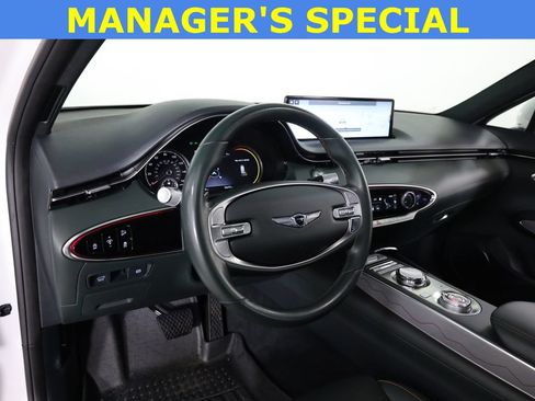 Used 2022 Genesis GV70 2.5T w/ Advanced Package AWD/4WD image 36