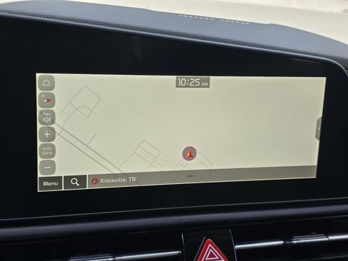 New 2026 Kia Niro EX FWD image 10