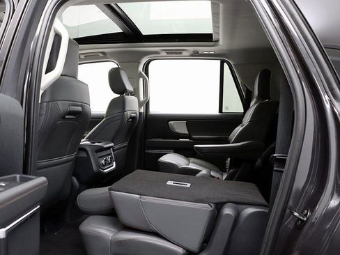 New 2025 Ford Expedition Max Active image 13