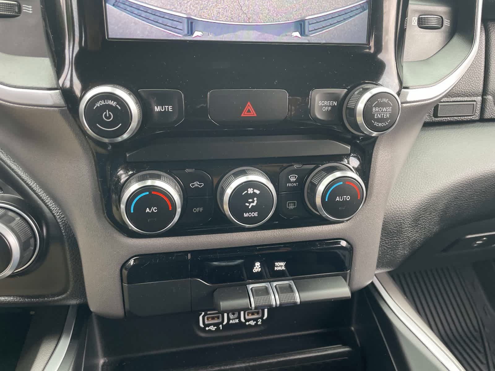 Used 2022 RAM 1500 Big Horn AWD/4WD image 27