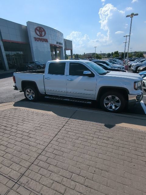 Used 2018 GMC Sierra 1500 SLT AWD/4WD image 3