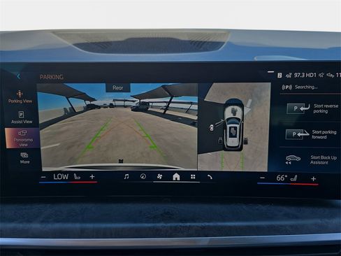 Used 2024 BMW X5 xDrive50e w/ Parking Assistance Package image 27