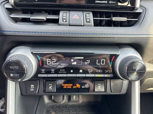 Used 2020 Toyota RAV4 XSE w/ XSE Grade Weather Package AWD/4WD image 69