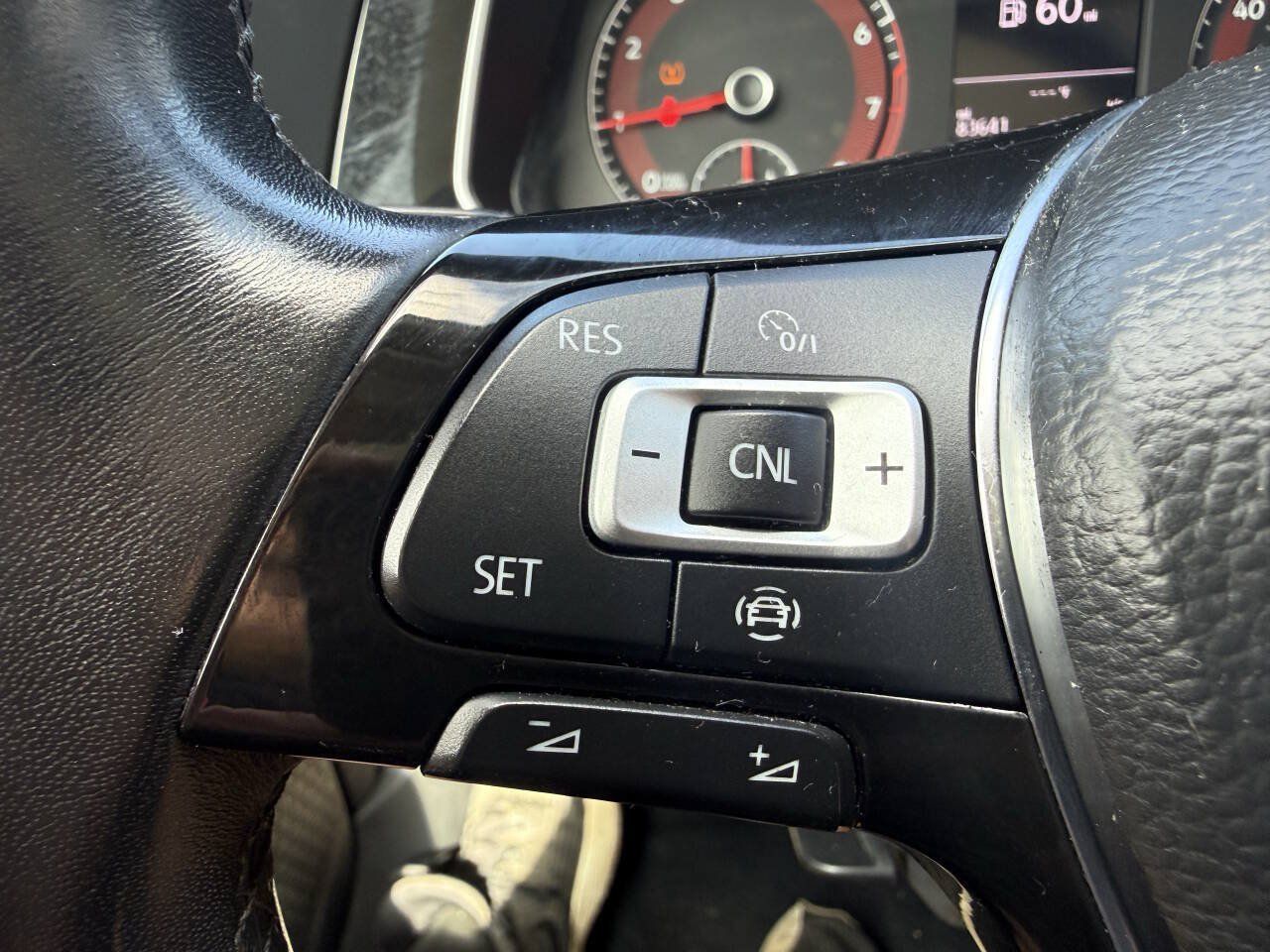 Used 2019 Volkswagen Jetta SE FWD image 25