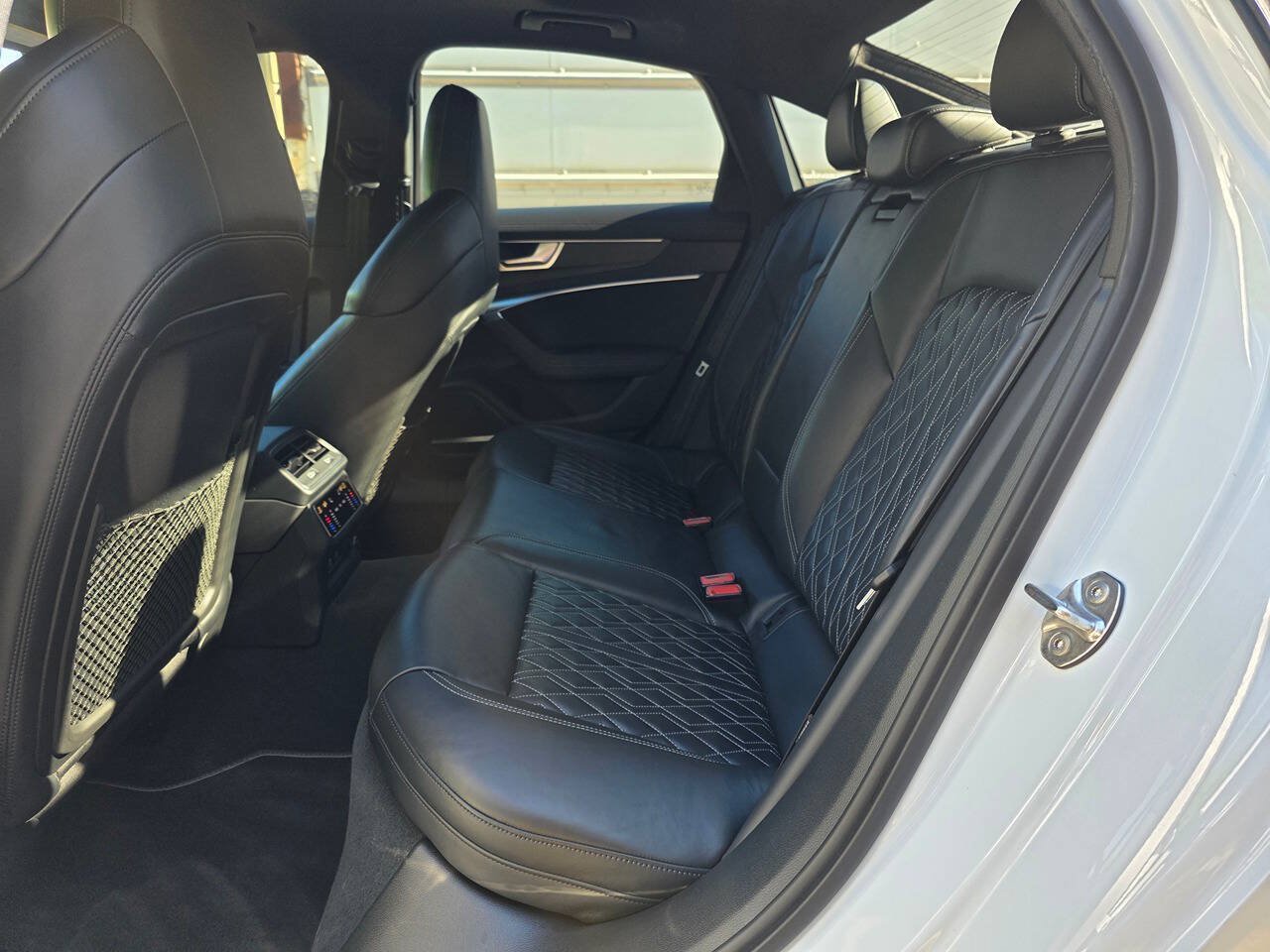 Used 2022 Audi S6 Premium Plus AWD/4WD image 42