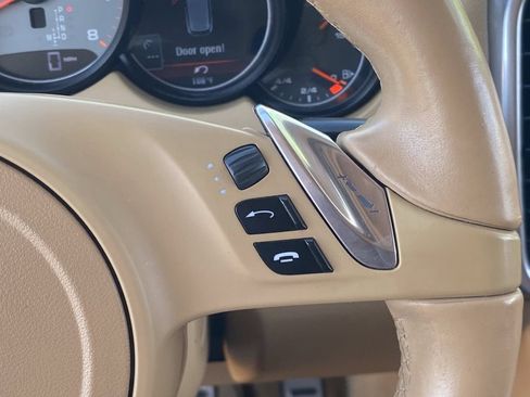Used 2014 Porsche Cayenne S AWD/4WD image 26
