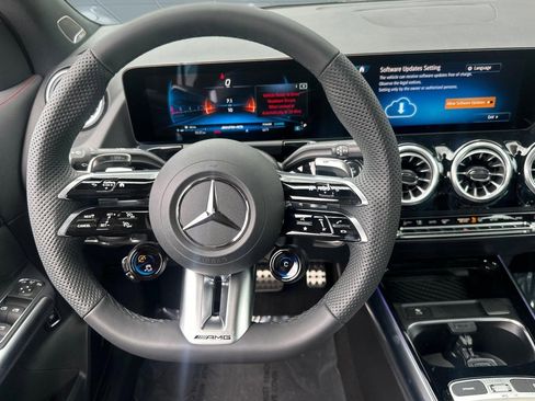 New 2026 Mercedes-Benz GLA 35 AMG 4MATIC image 24