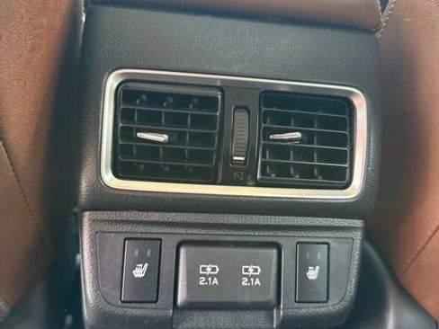 Used 2019 Subaru Outback 2.5i Touring w/ Popular Package #3A AWD/4WD image 13
