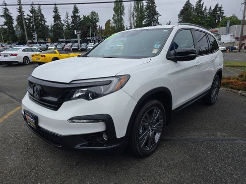 Used 2022 Honda Pilot Sport image 3