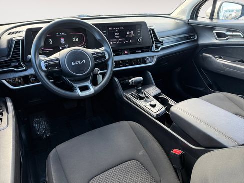 Used 2023 Kia Sportage LX image 15