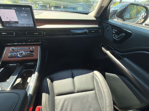 Used 2024 Lincoln Aviator Reserve w/ Jet Package AWD/4WD image 30