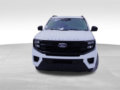 Certified 2025 Ford Expedition Active image 13