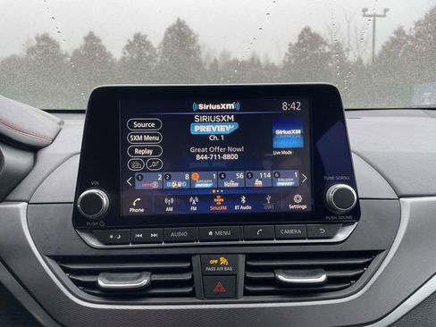 Certified 2025 Nissan Altima 2.5 SR FWD image 27
