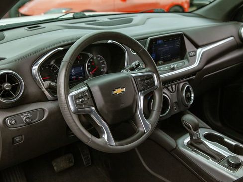 Used 2021 Chevrolet Blazer LT FWD image 10