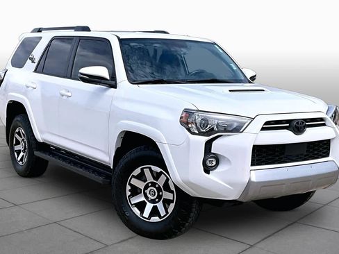 Used 2023 Toyota 4Runner TRD Off-Road Premium AWD/4WD image 3