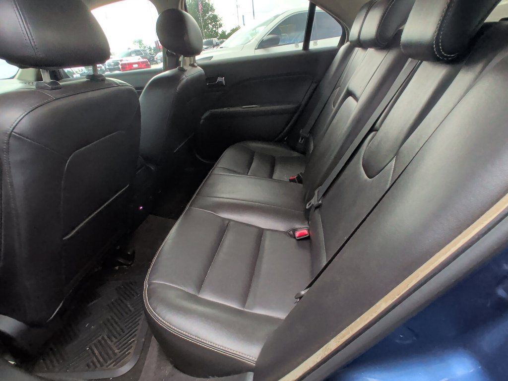 Used 2010 Ford Fusion SEL FWD image 5