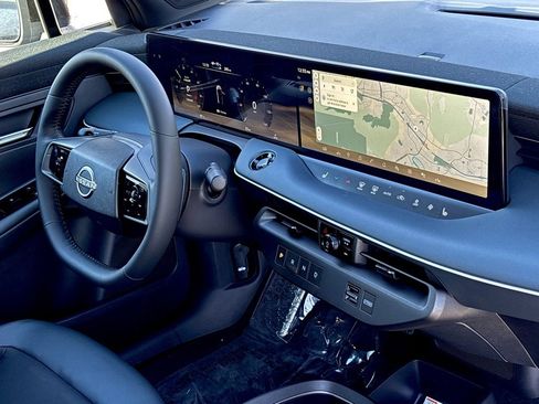 New 2026 Nissan Leaf SV+ image 25